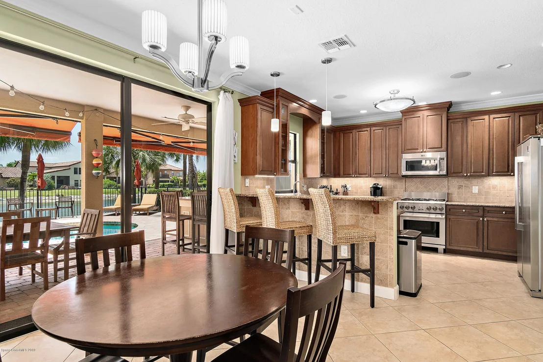 Photo of 698 Monterey Drive