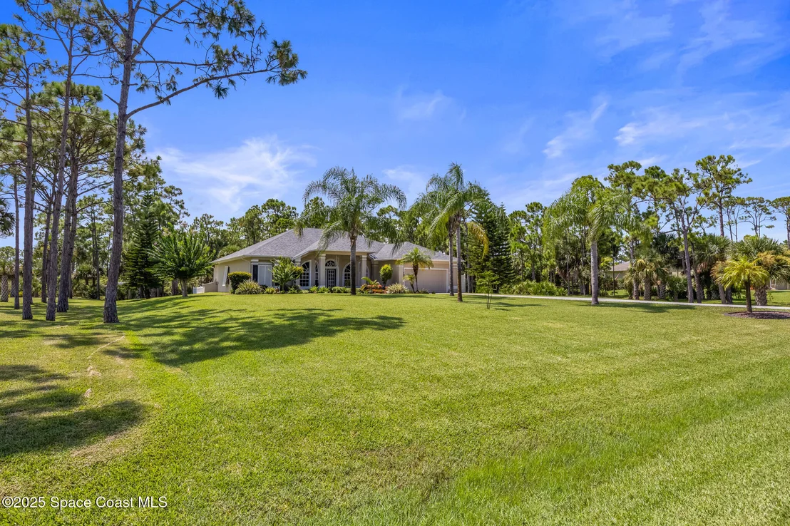 Photo of 7210 Wando Avenue