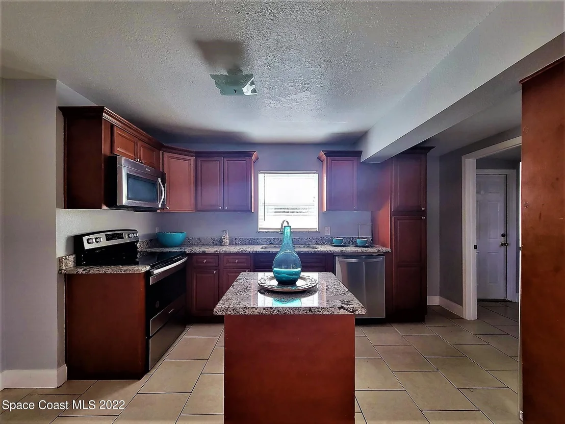 Photo of 2644 Sadler Lane