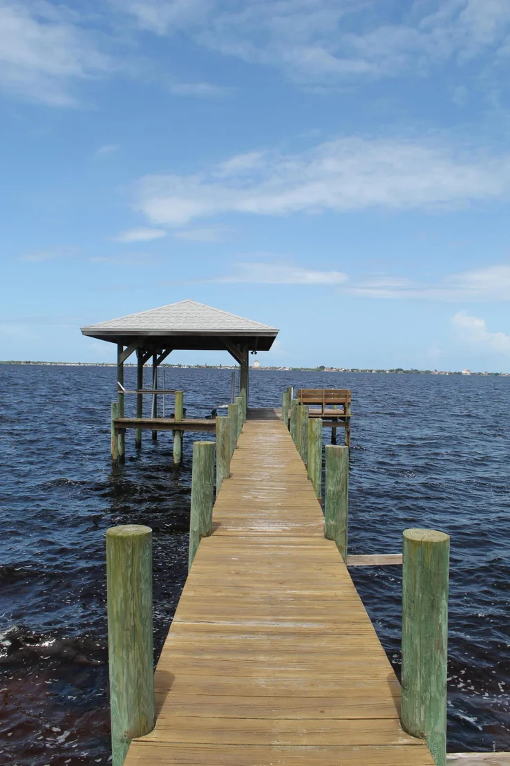 Photo of 1451 Anglers Drive NE