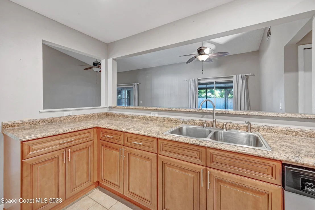 Photo of 810 Pine Valley Court