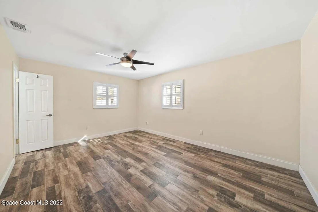 Photo of 3245 Argyle Road