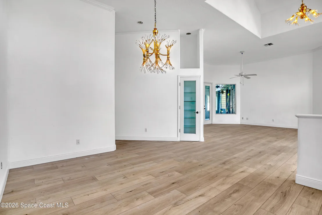 Photo of 427 Kimberly Drive