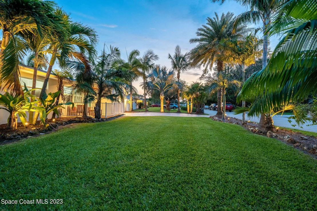 Photo of 425 Cinnamon Drive