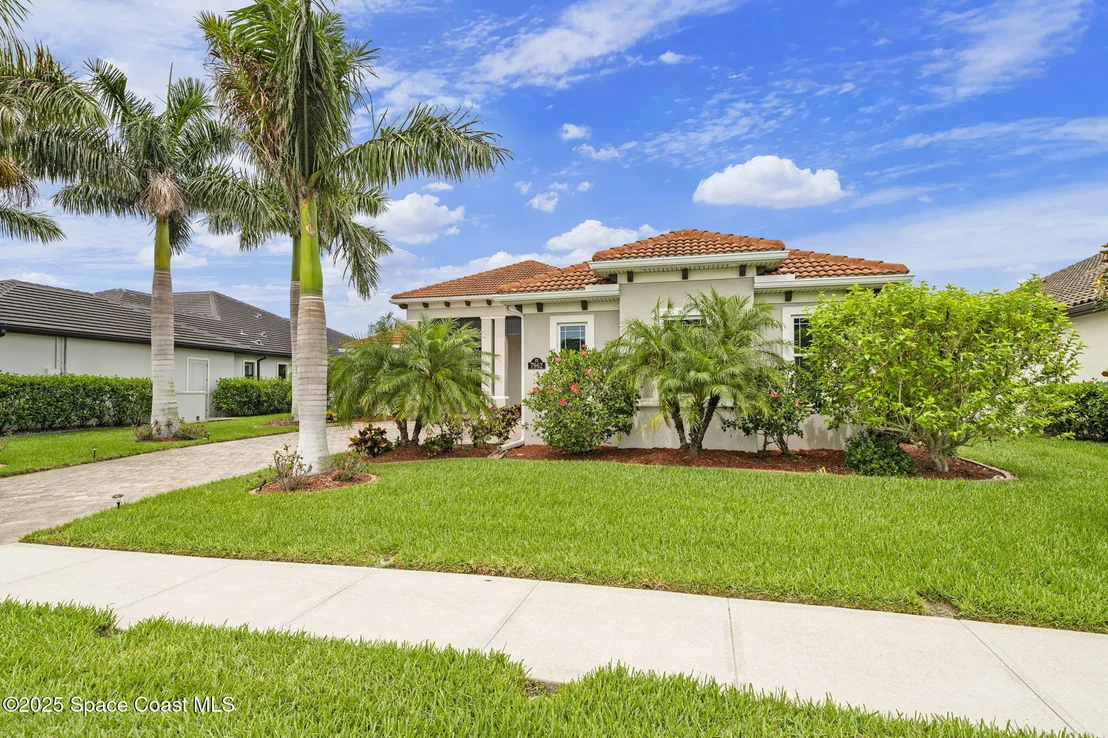 Photo of 7962 Barrosa Circle