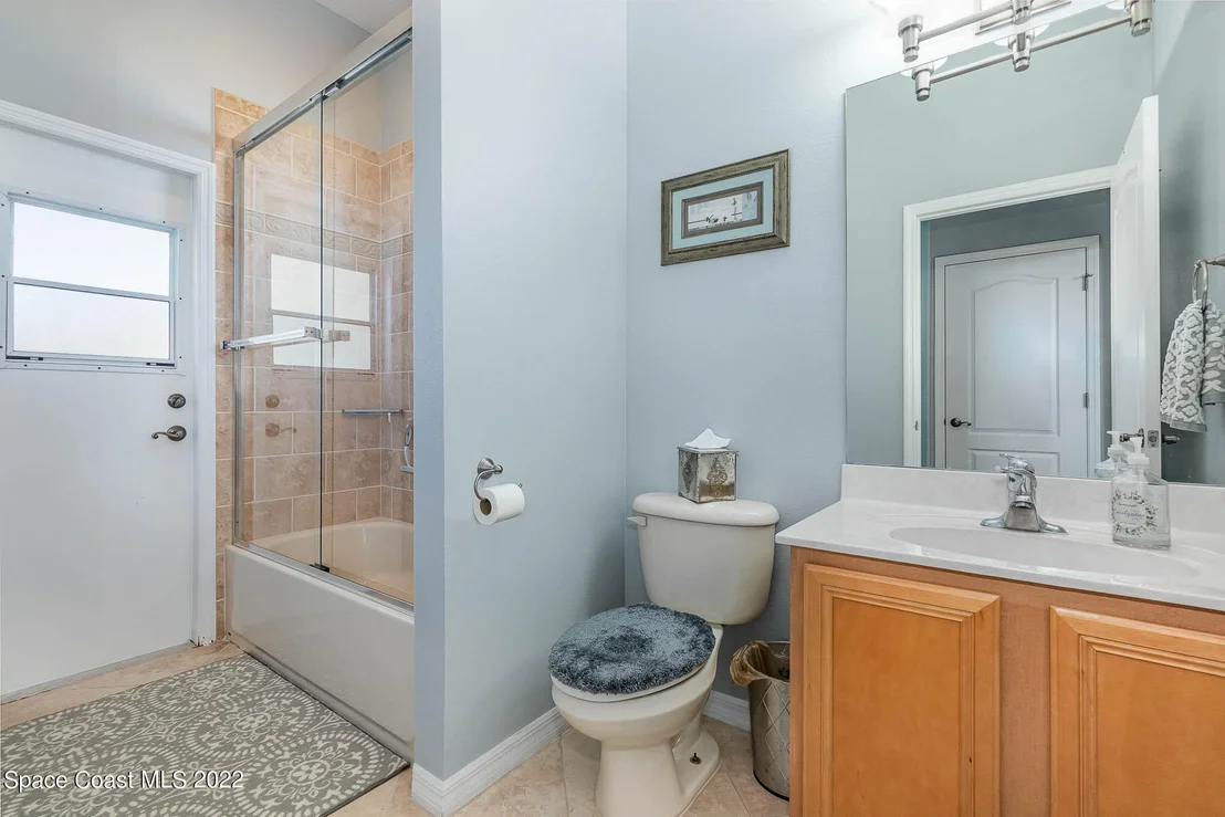 Photo of 1836 Windbrook Drive SE
