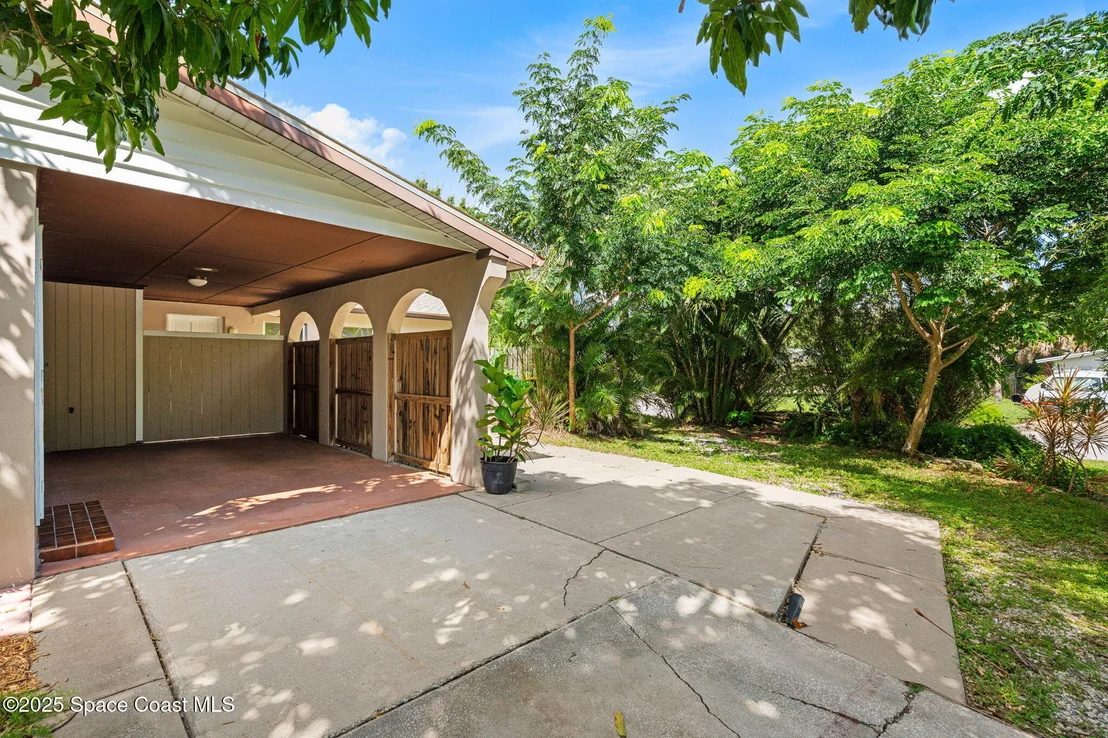 Photo of 2902 Emory Street