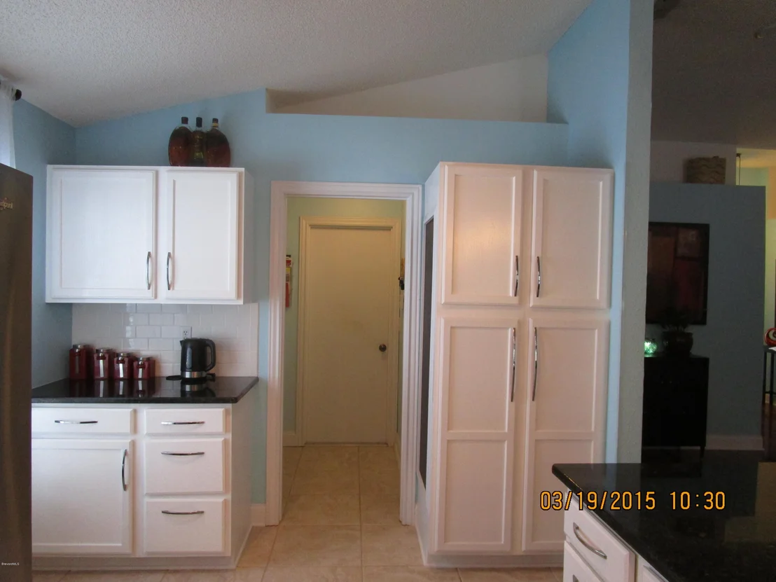 Photo of 1170 White Oak Circle
