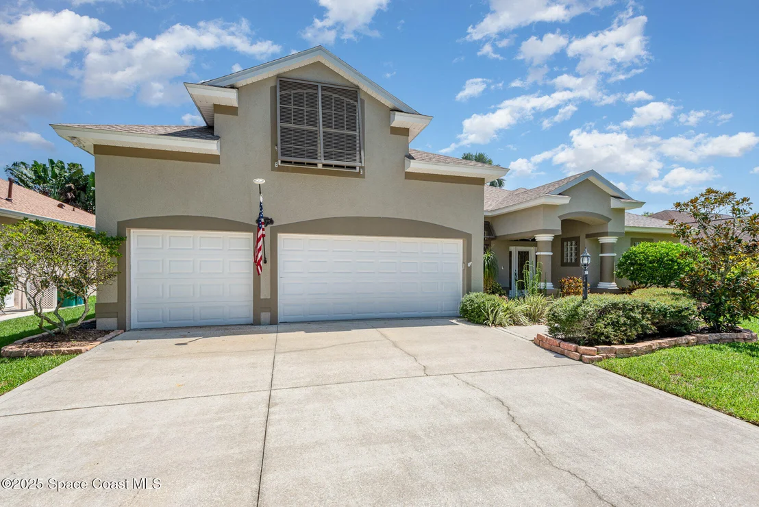 Photo of 2423 Woodfield Circle