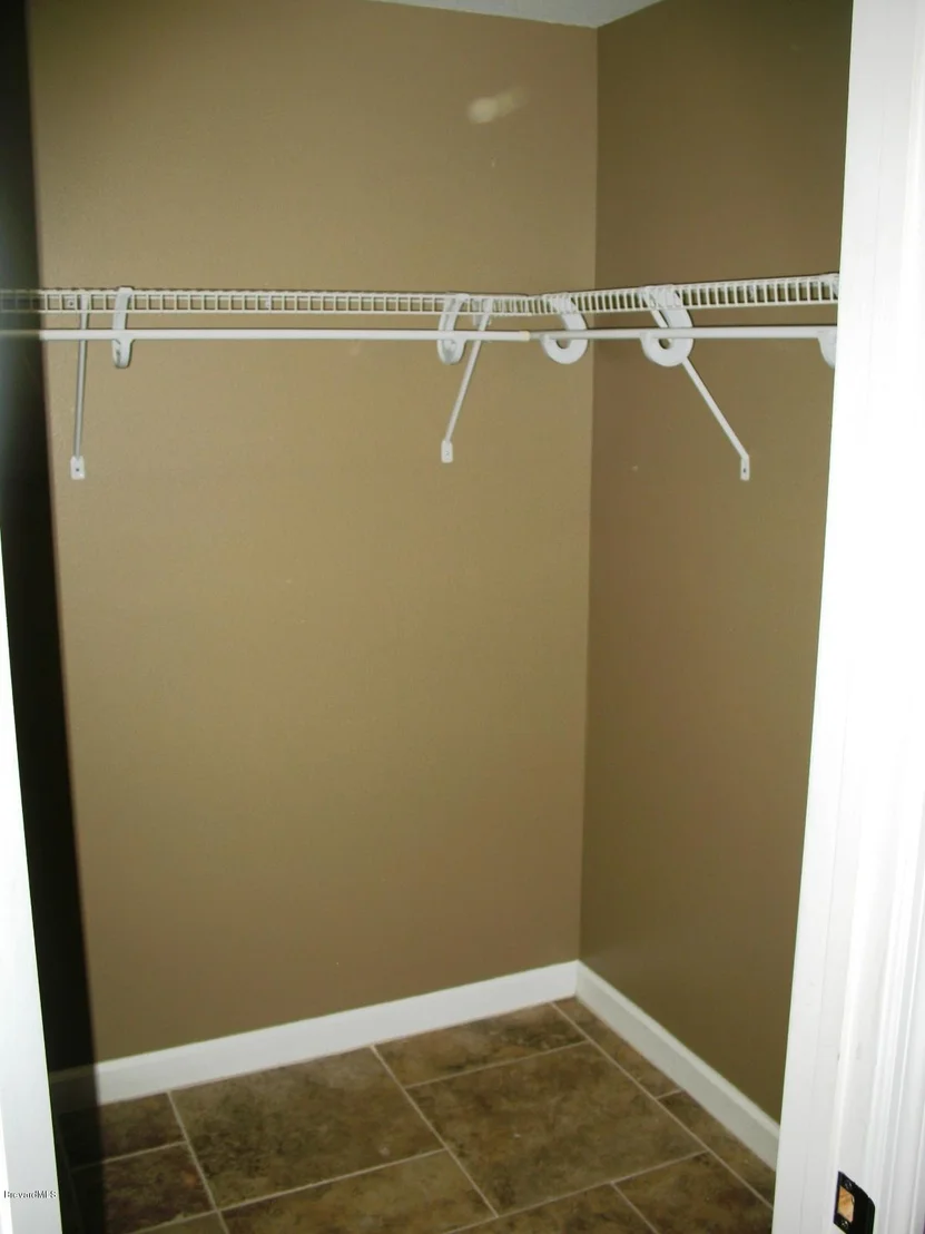 Photo of 2426 Oakcrest Lane