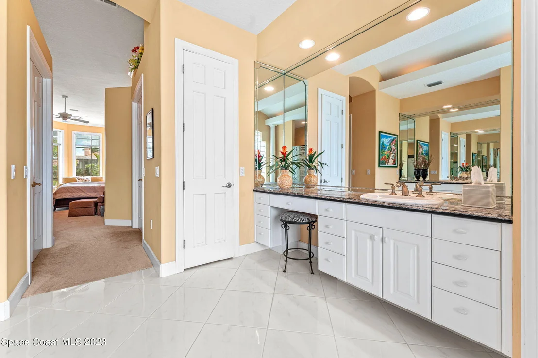 Photo of 325 Normandy Drive