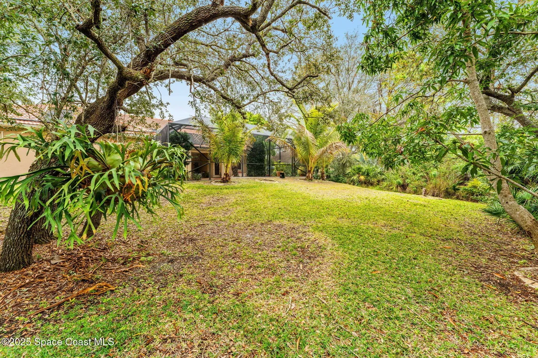 Photo of 4443 Long Lake Road