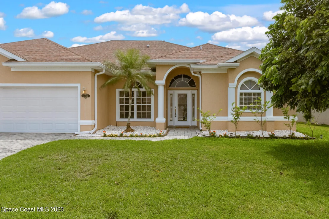 Photo of 1390 Tamango Drive