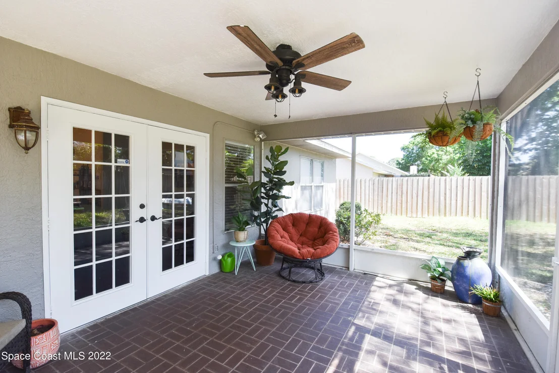 Photo of 2485 Bent Pine Street