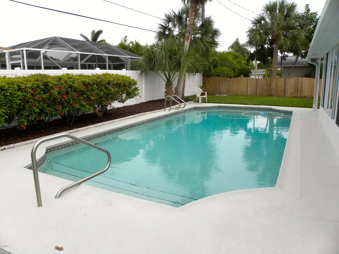 Photo of 308 Dorset Drive