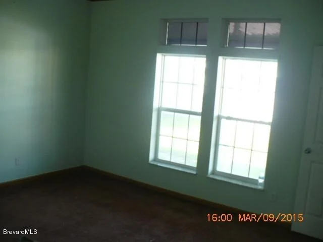 Photo of Unit 184 at 694 Outer Drive