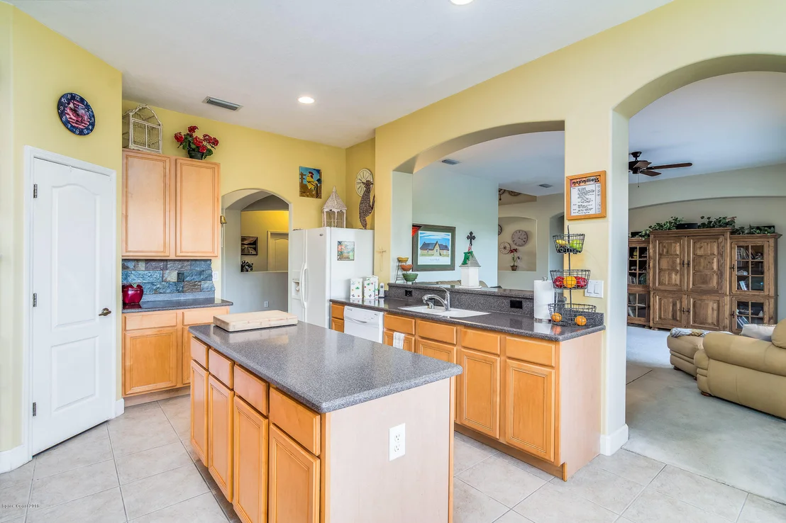 Photo of 3557 Peninsula Circle