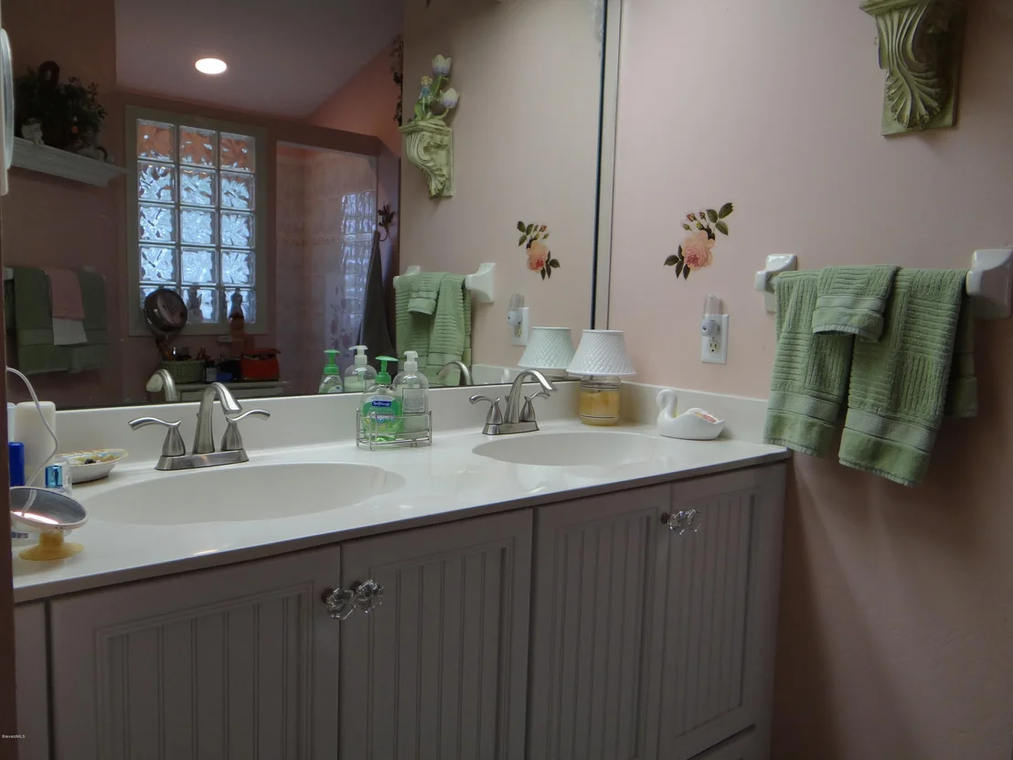 Photo of 529 Joy Haven Drive