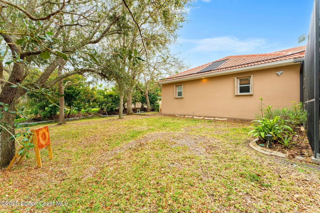 Photo of 4443 Long Lake Road