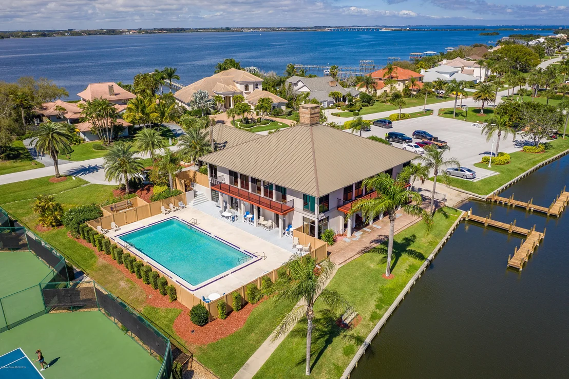 Photo of 406 Lanternback Island Drive