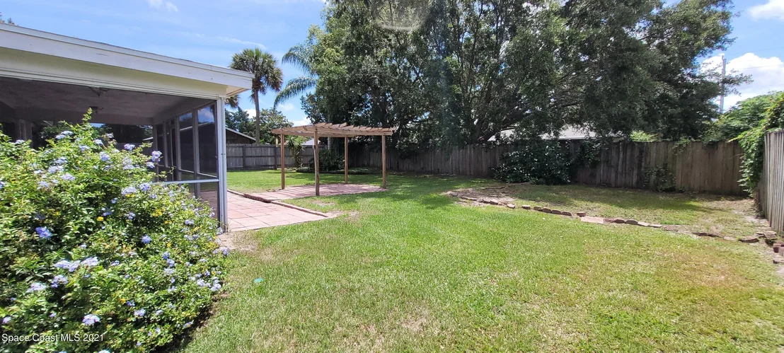 Photo of 5569 Flint Road
