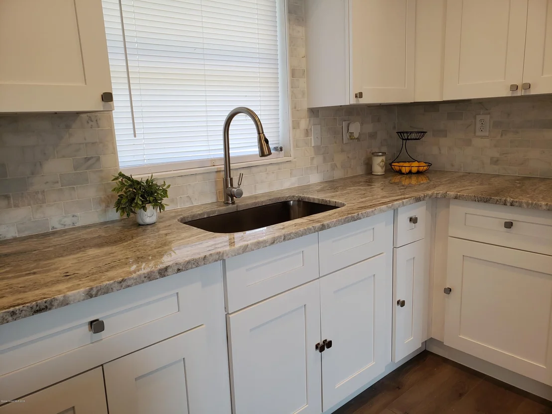 Photo of 1745 Golfview Drive