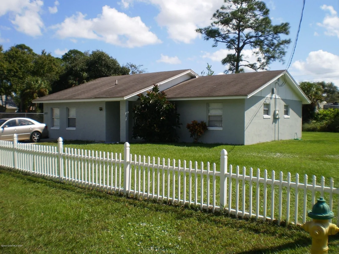 Photo of 5521 Flint Road