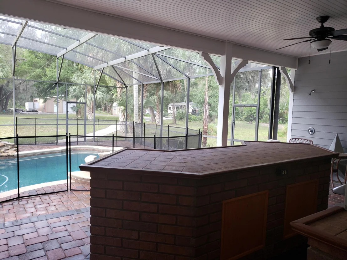 Photo of 555 Hale Road