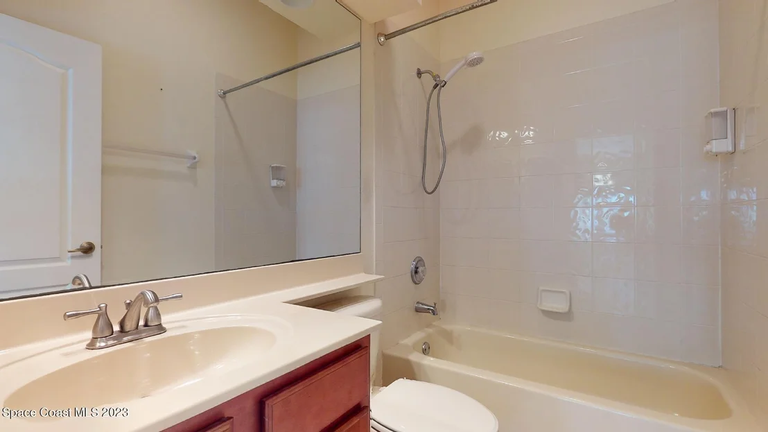 Photo of 3356 Peninsula Circle