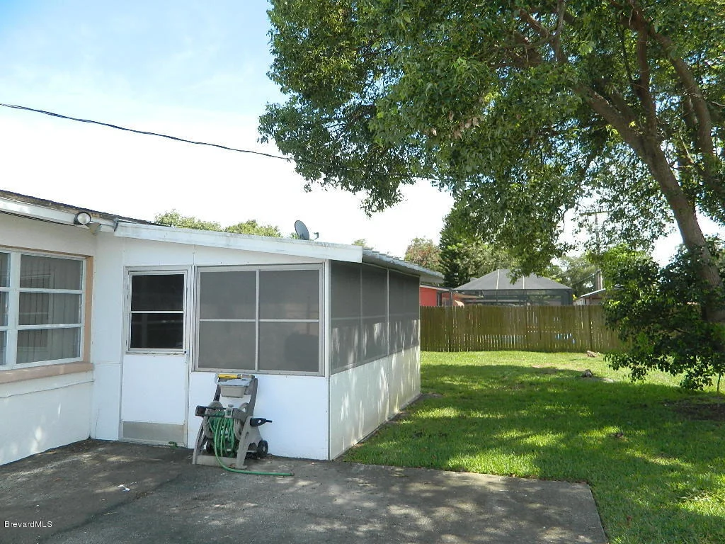 Photo of 1367 Estridge Drive