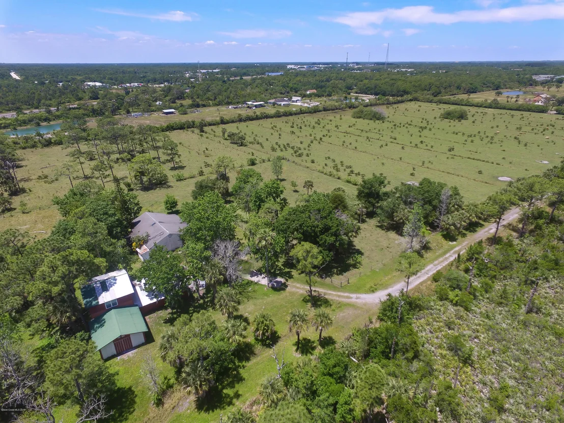 Photo of 395 Atz Road