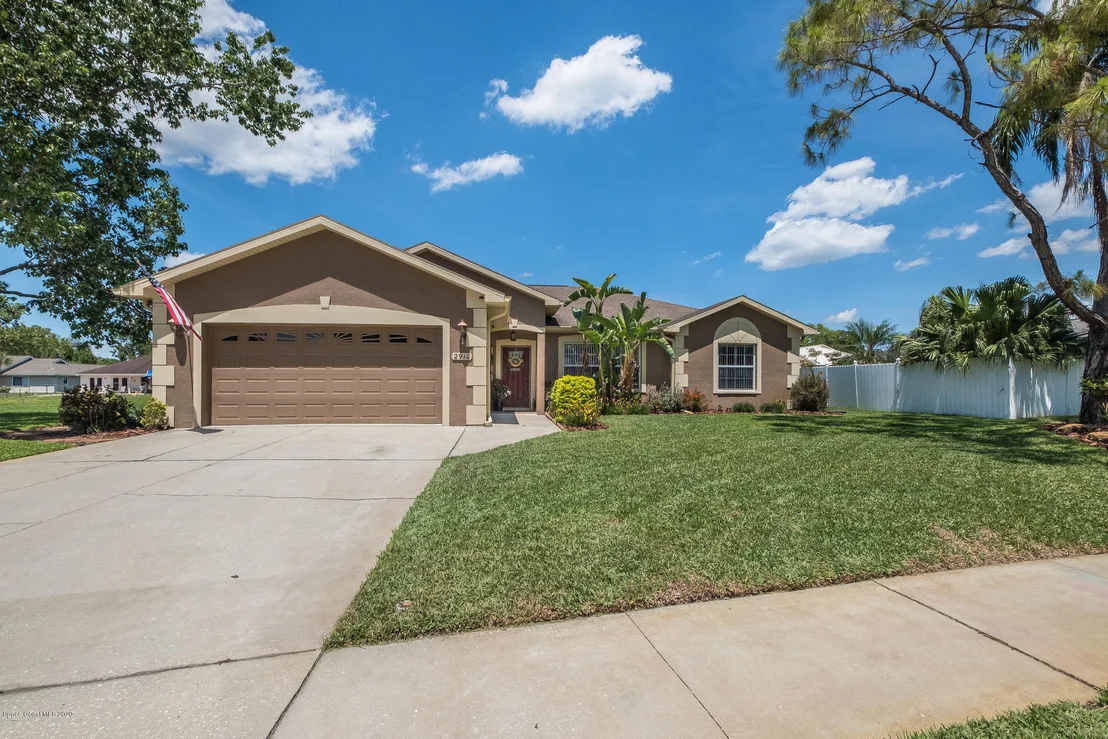 Photo of 2910 Jacaranda Trail
