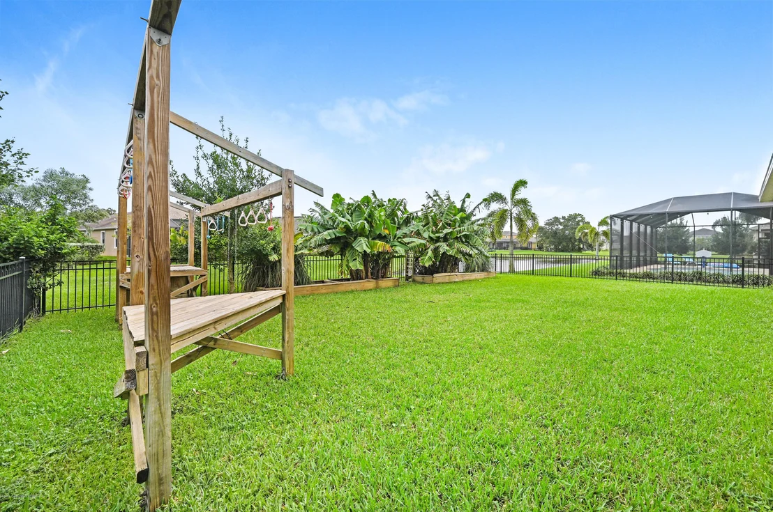 Photo of 8053 Creshire Court