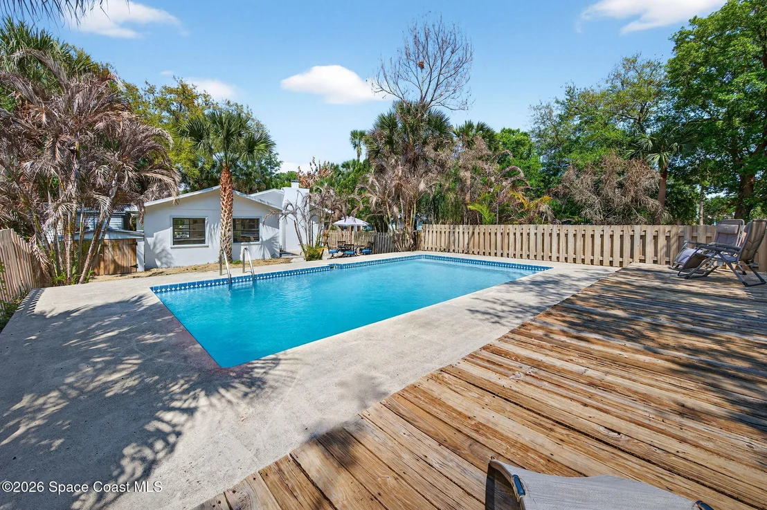 Photo of 7486 Livingstone Lane