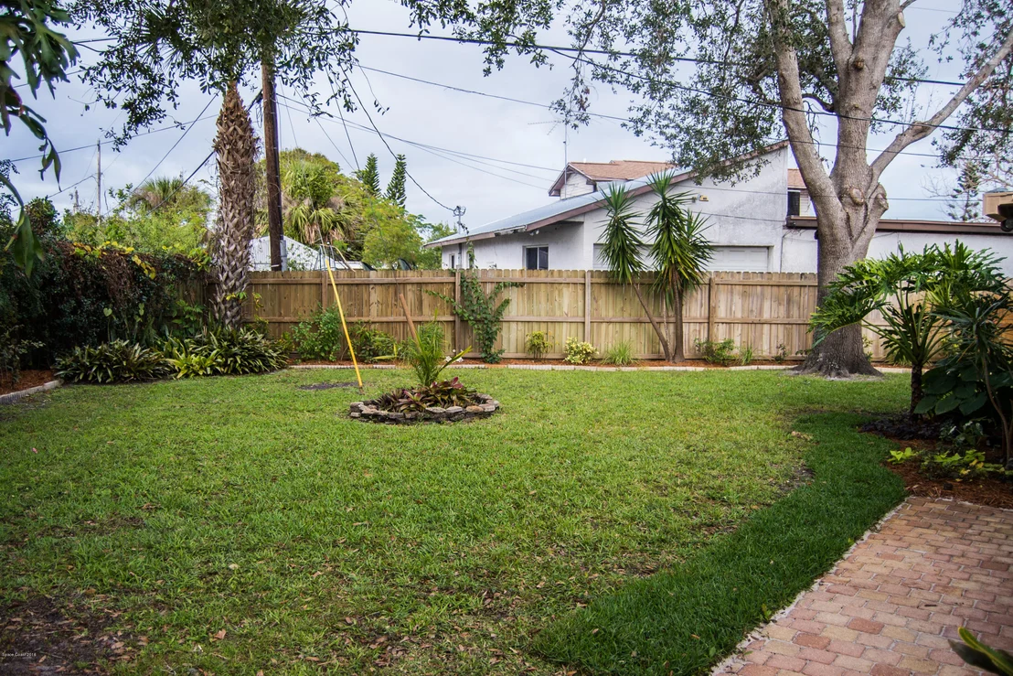 Photo of 1750 Mosswood Drive