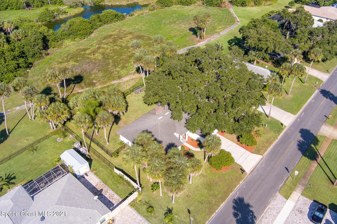 Photo of 1199 Meadowbrook Road NE