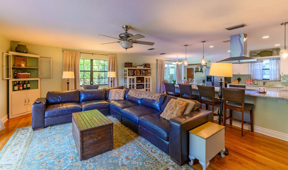 Photo of 1411 Ridge Road NE