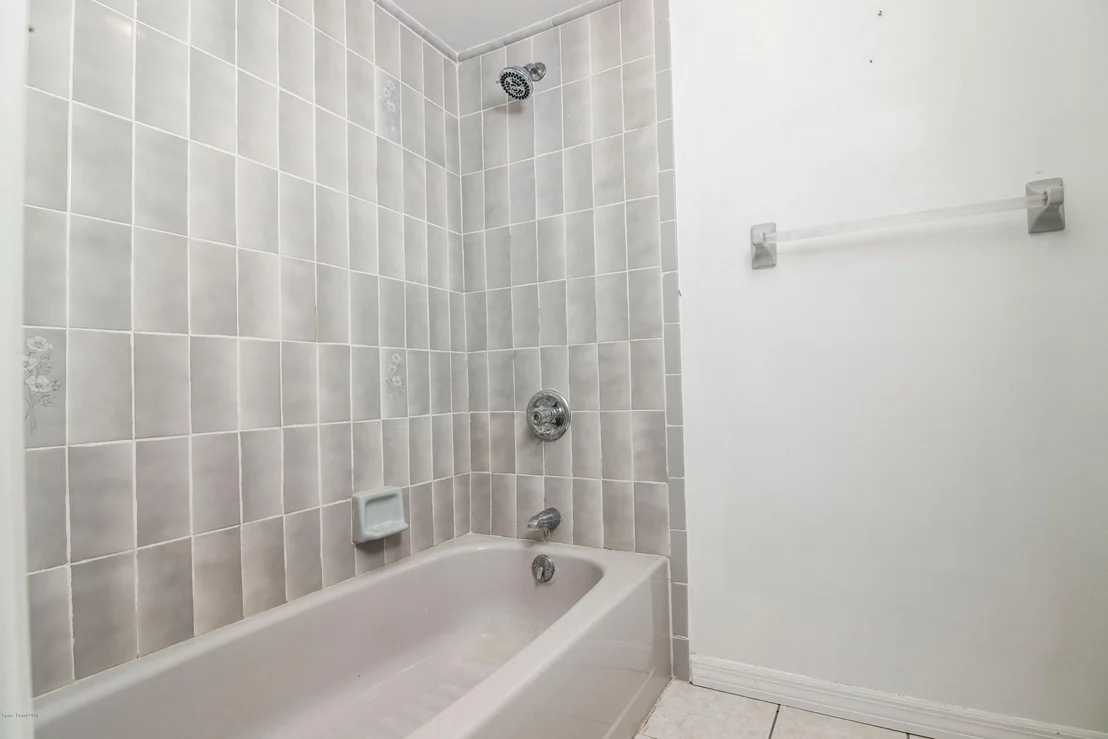 Photo of 2310 Holder Road