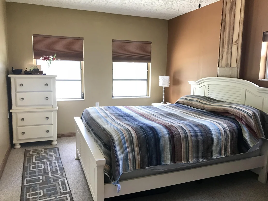 Photo of 727 Banyan Drive