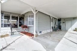 Photo of 807 W Wren Circle W