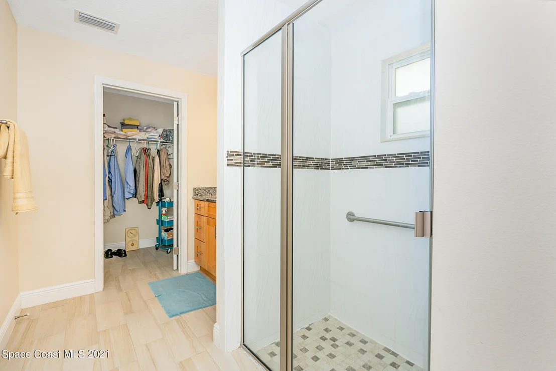 Photo of 5576 Flint Road