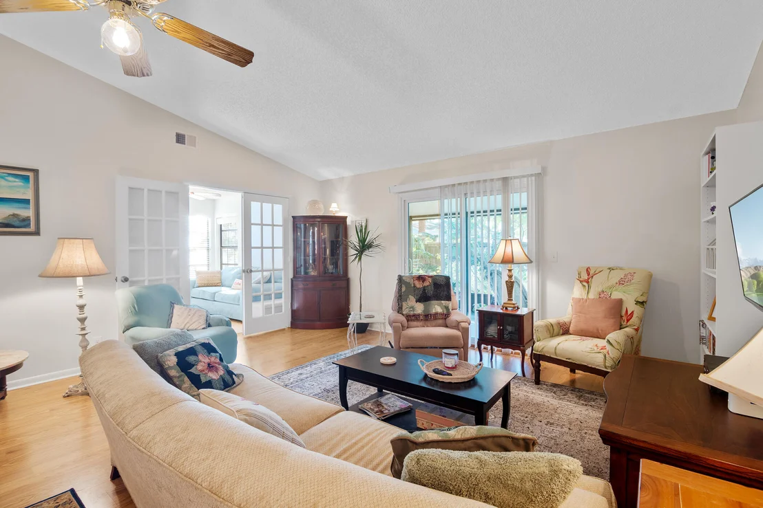 Photo of 849 Gardener Road