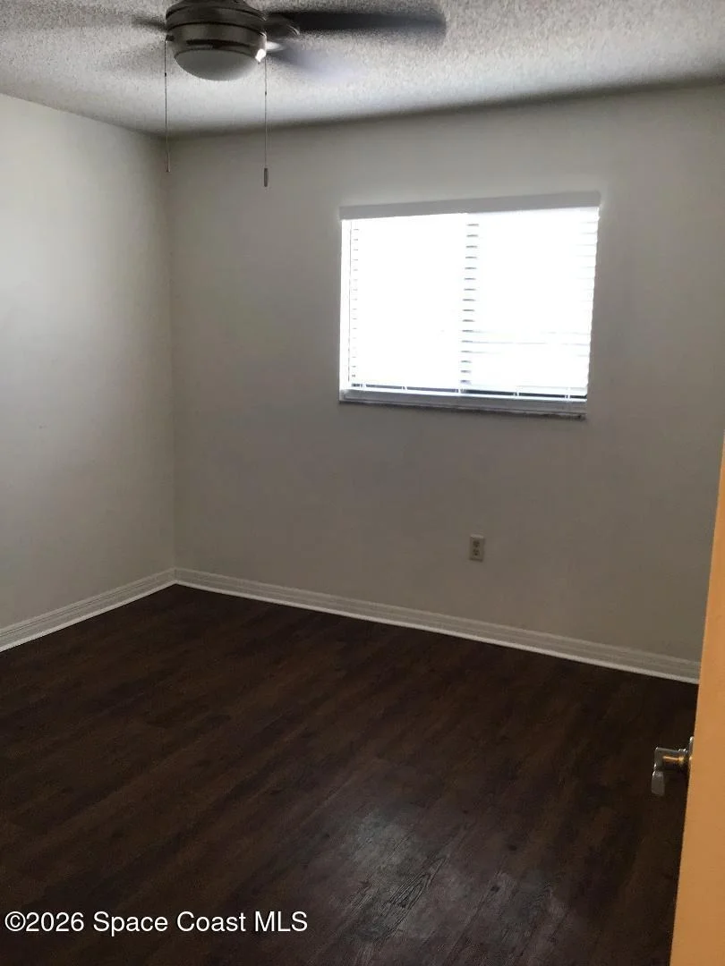 Photo of Unit 207 at 1720 Murrell Road