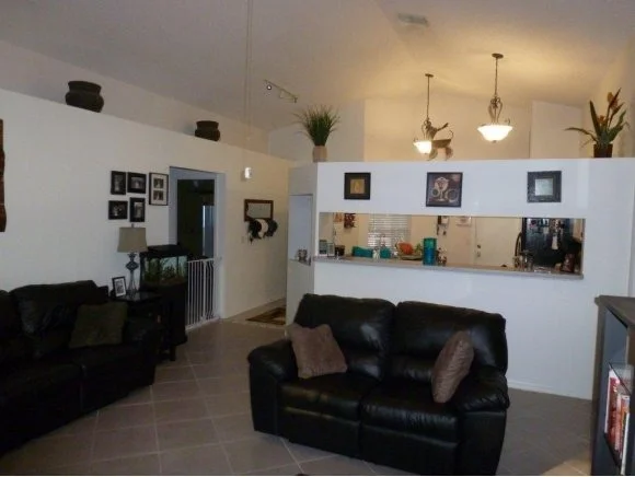 Photo of 4815 Ancona