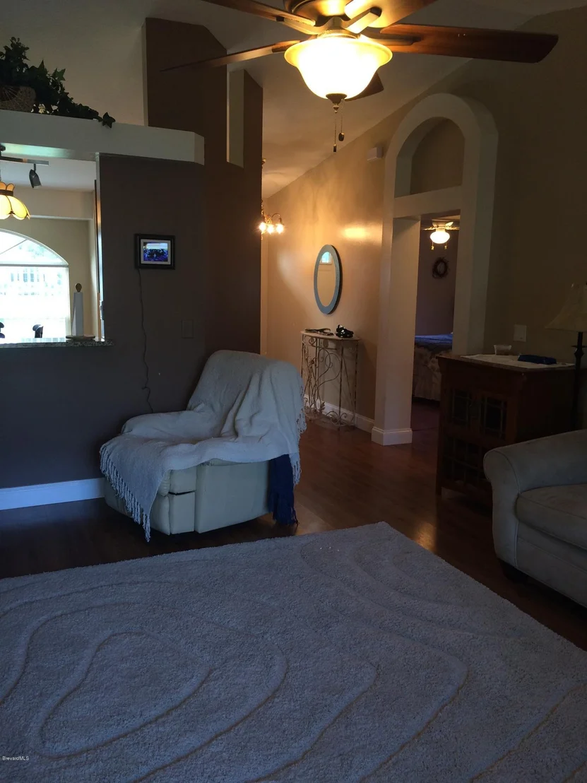 Photo of 973 Helm Way