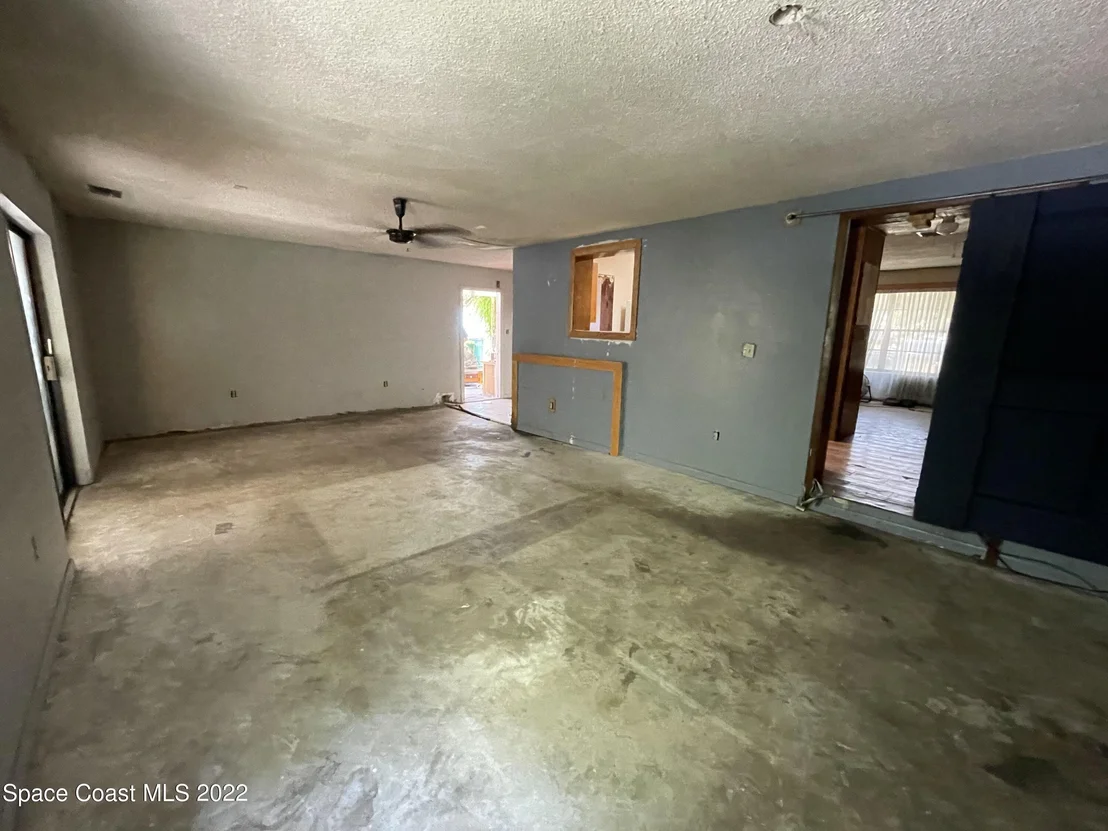 Photo of 1403 W Point Drive