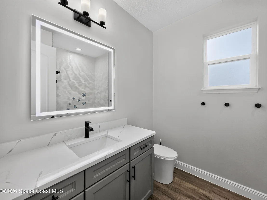 Photo of 1845 Market Circle NE