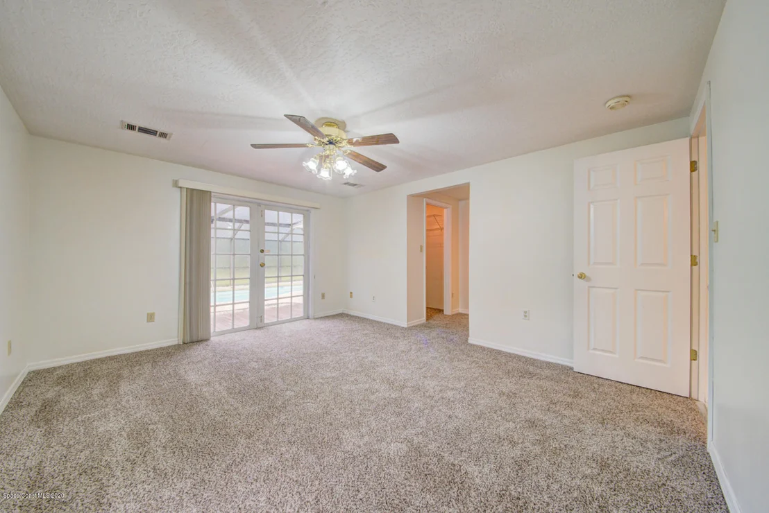 Photo of 4005 Alan Shepard Avenue