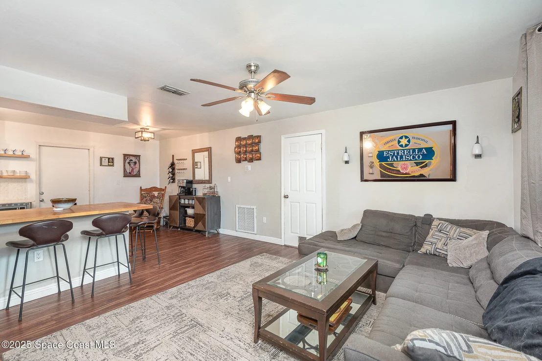Photo of 7310 Darien Road