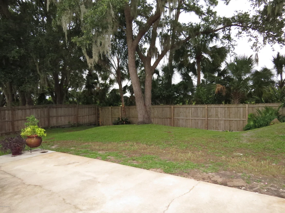 Photo of 6120 Edison Street